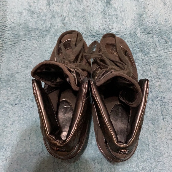 Michael Kors Nickel Grey Wedges - Picture 4 of 8